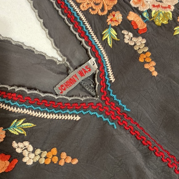 Johnny Was beautiful tunic. Incredible embroidery and details. - Picture 3 of 11
